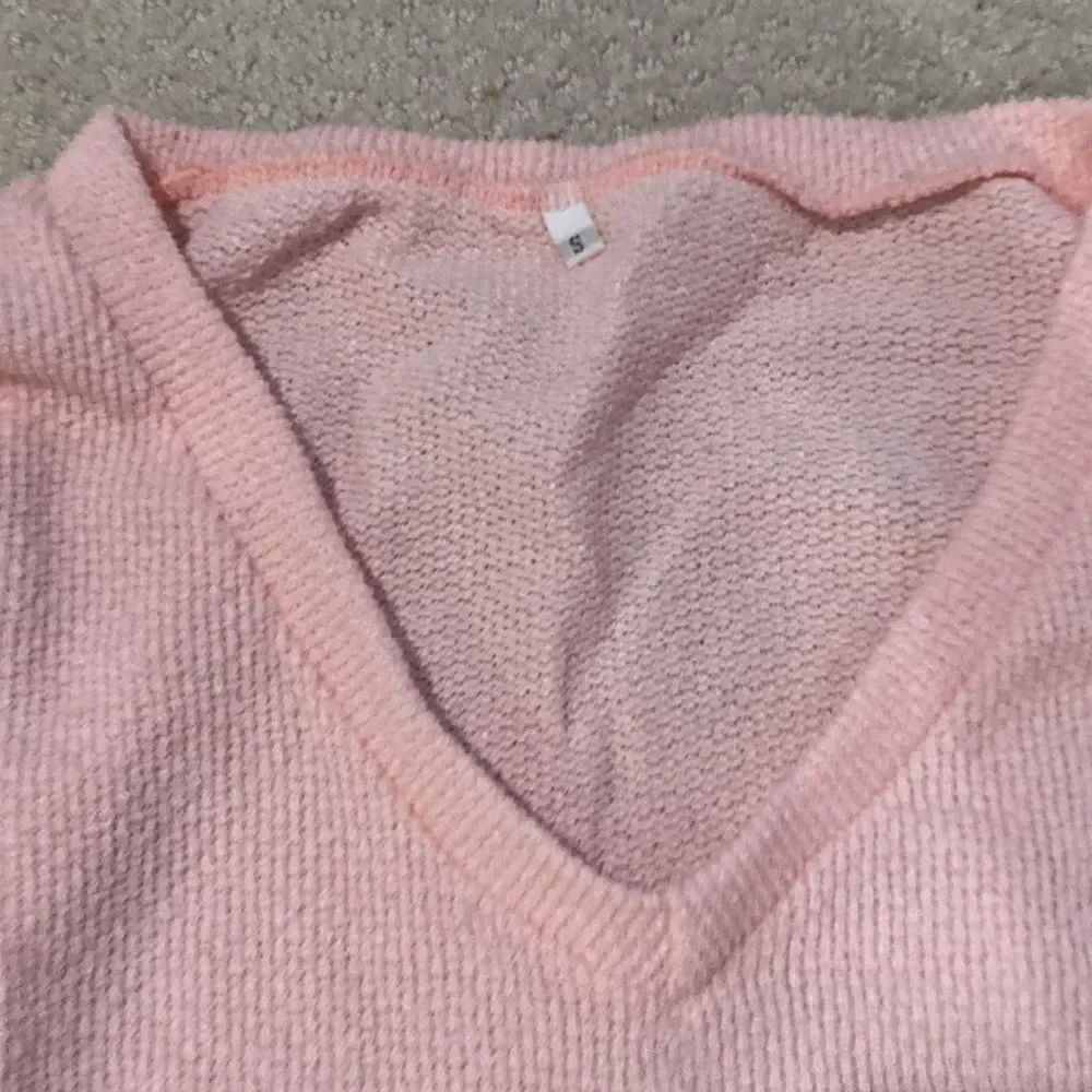 Light pink sweater - Picture 2 of 5